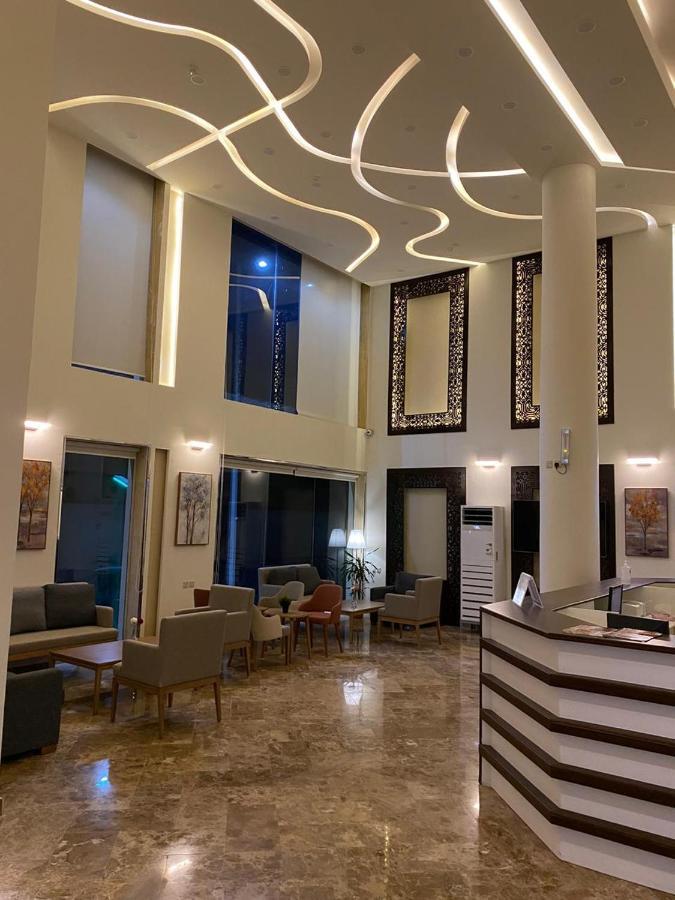 Lova Suites Yanbu Ngoại thất bức ảnh