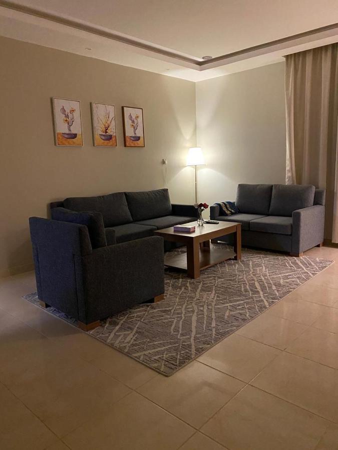 Lova Suites Yanbu Ngoại thất bức ảnh