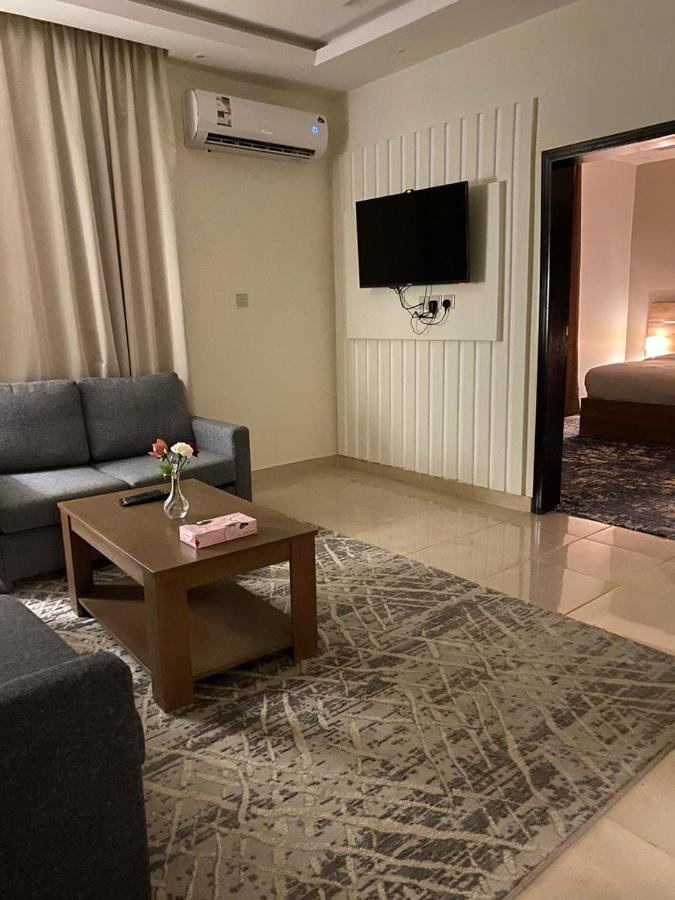 Lova Suites Yanbu Ngoại thất bức ảnh