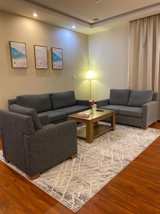 Lova Suites Yanbu Ngoại thất bức ảnh