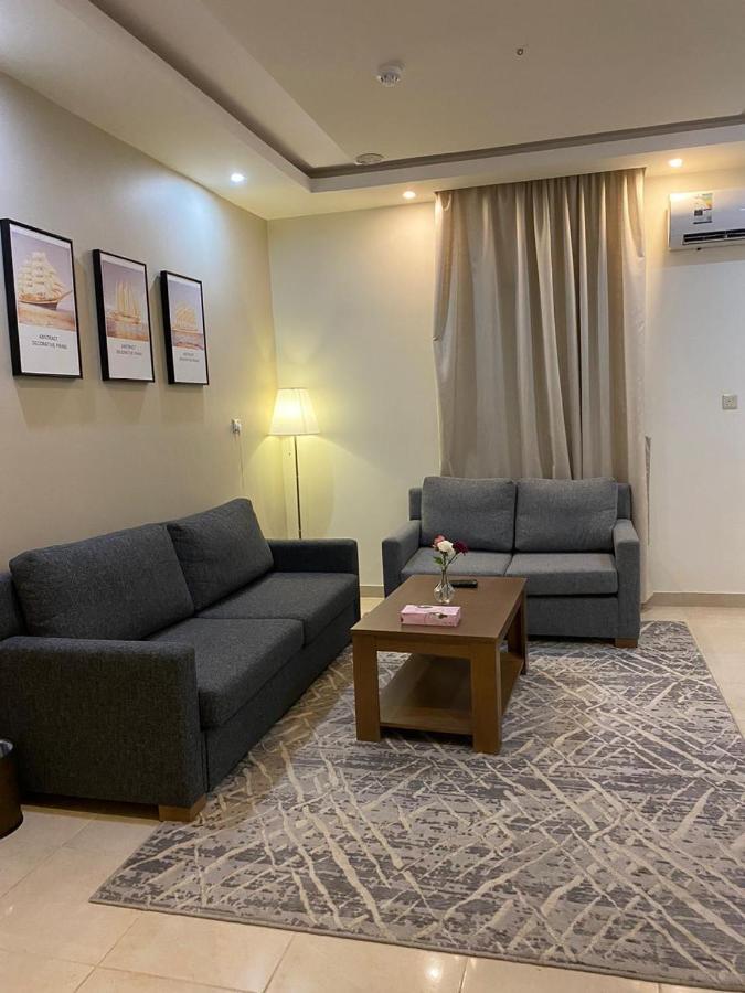 Lova Suites Yanbu Ngoại thất bức ảnh